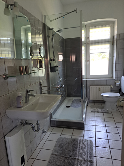 Badezimmer des Appartements 3